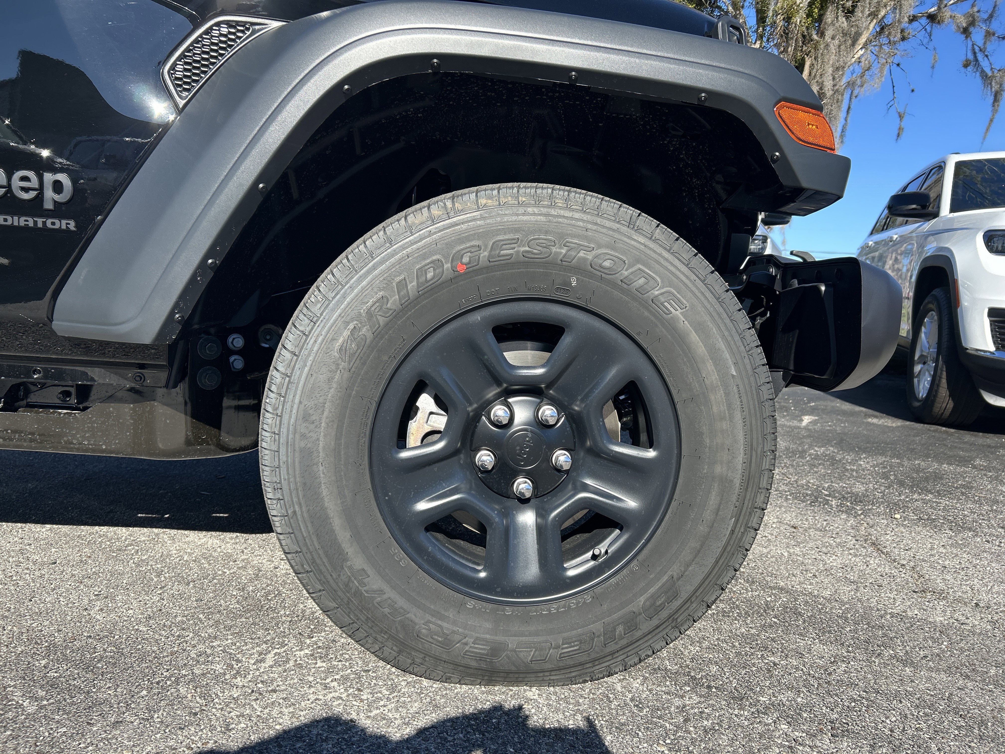 New 2026 Jeep Gladiator Sport image 11