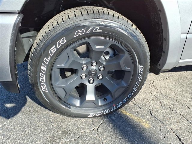 New 2026 RAM 1500 4x4 Crew Cab image 6