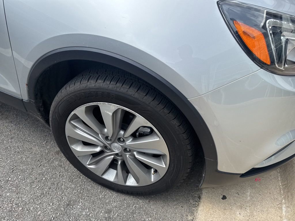 Used 2019 Buick Encore Preferred FWD image 3