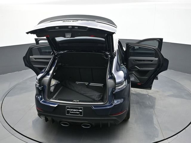 New 2026 Porsche Cayenne Turbo GT image 28