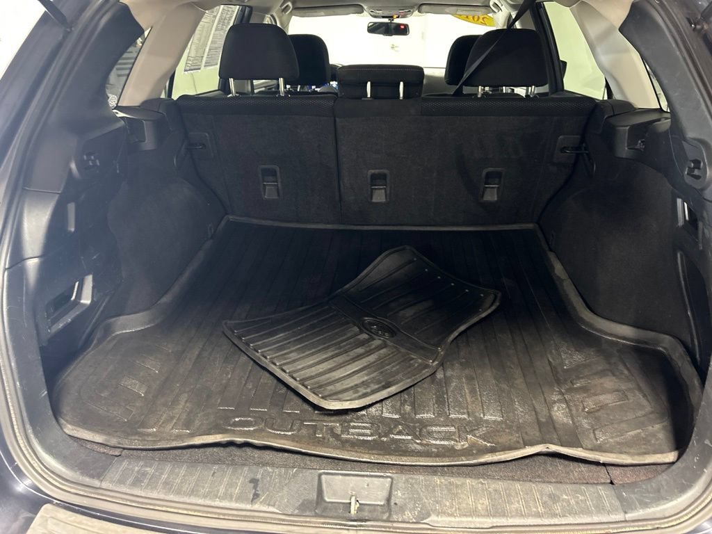 Used 2015 Subaru Outback 2.5i Premium AWD/4WD image 12