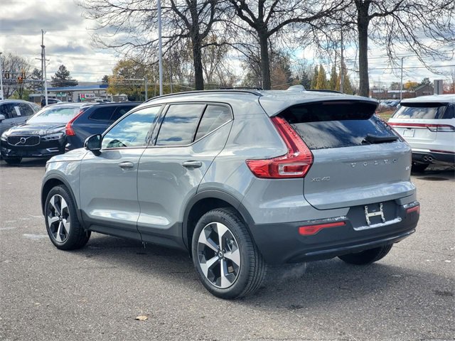 New 2026 Volvo XC40 B5 Core w/ Protection Package Premier image 6