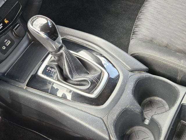 Certified 2018 Nissan Rogue S image 26