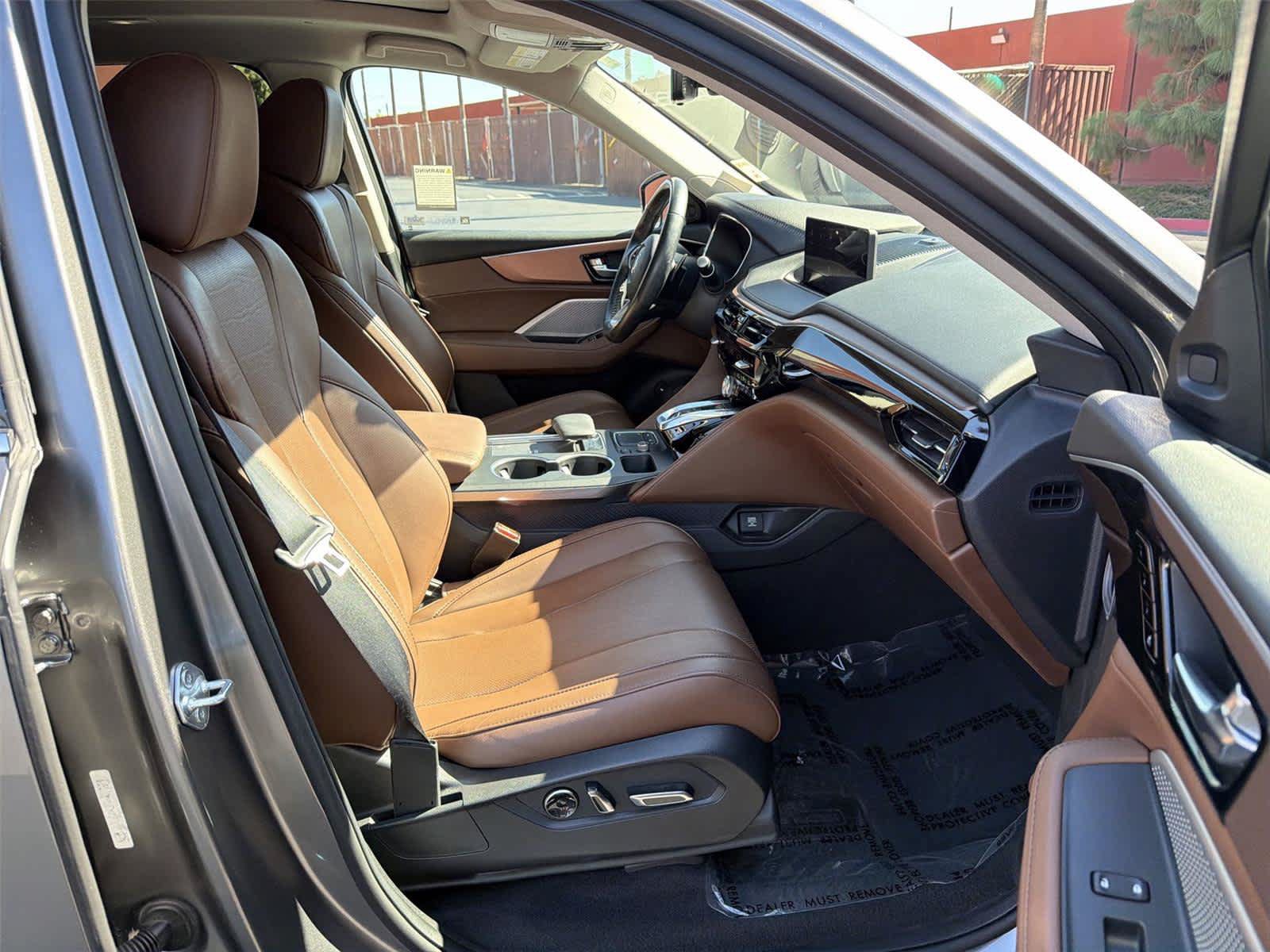 Used 2023 Acura MDX w/ Technology Package AWD/4WD image 15