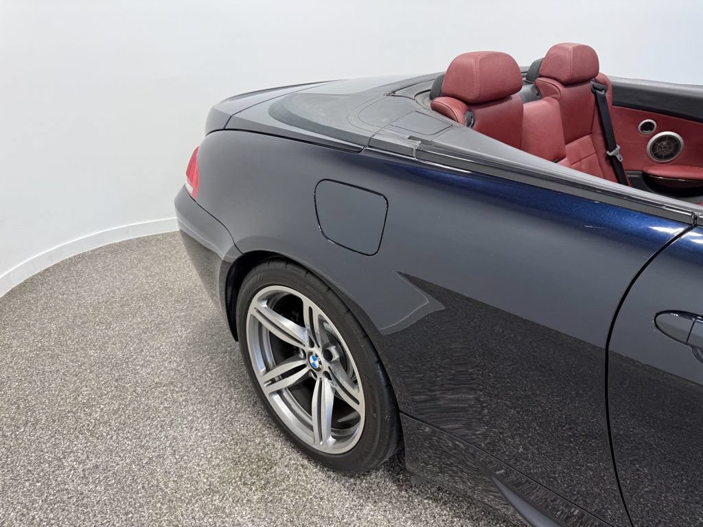 Used 2009 BMW M6 Convertible RWD image 16