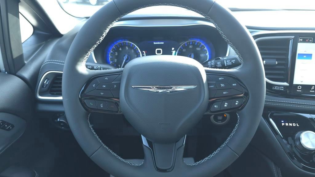 New 2026 Chrysler Pacifica Limited w/ S Appearance Package image 29