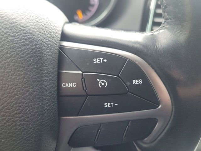 Used 2021 Jeep Grand Cherokee Altitude AWD/4WD image 39