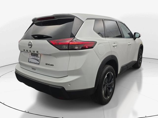 Used 2024 Nissan Rogue SV image 9