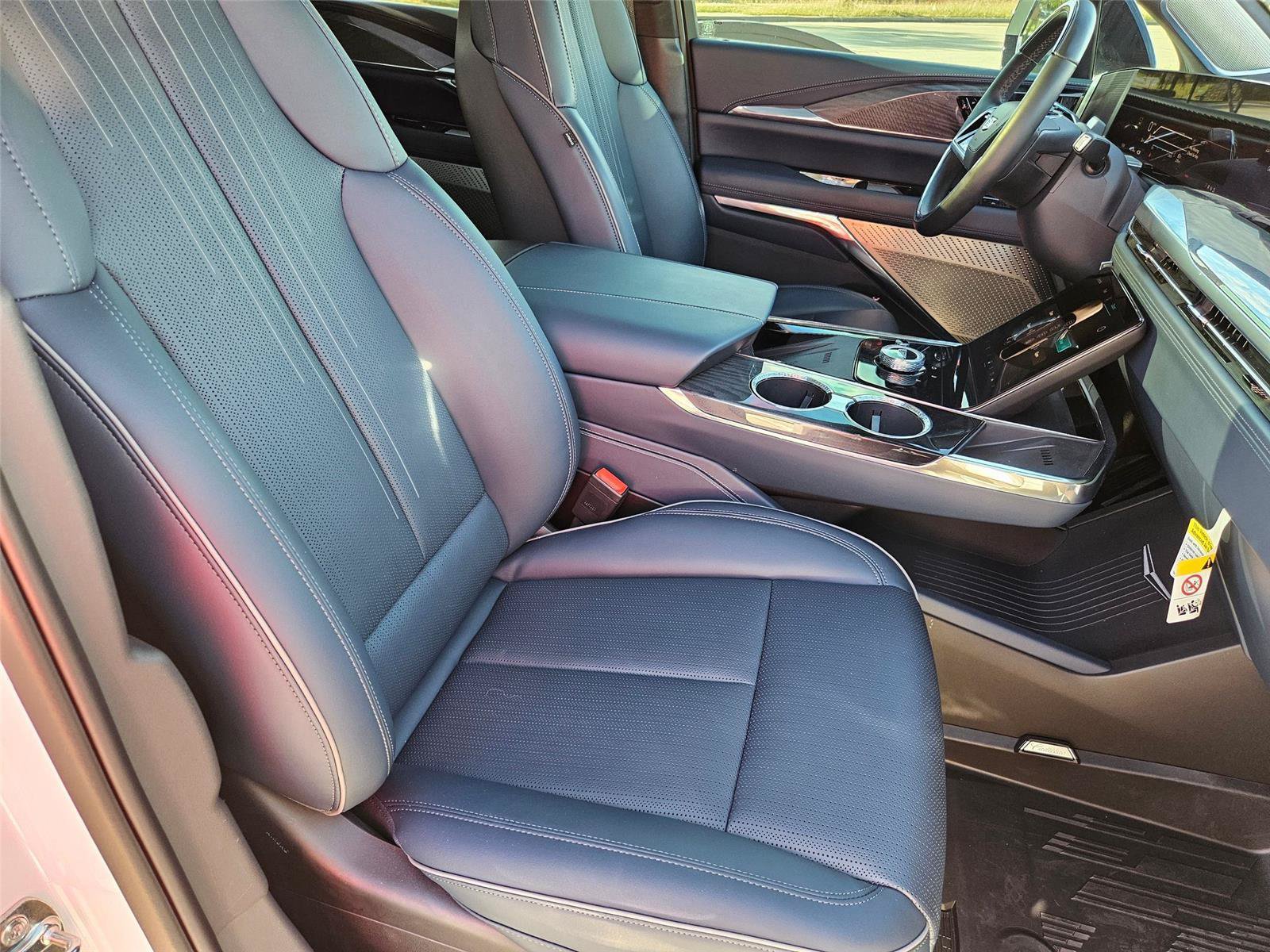 New 2025 Cadillac Escalade IQ Sport 2 AWD/4WD image 28