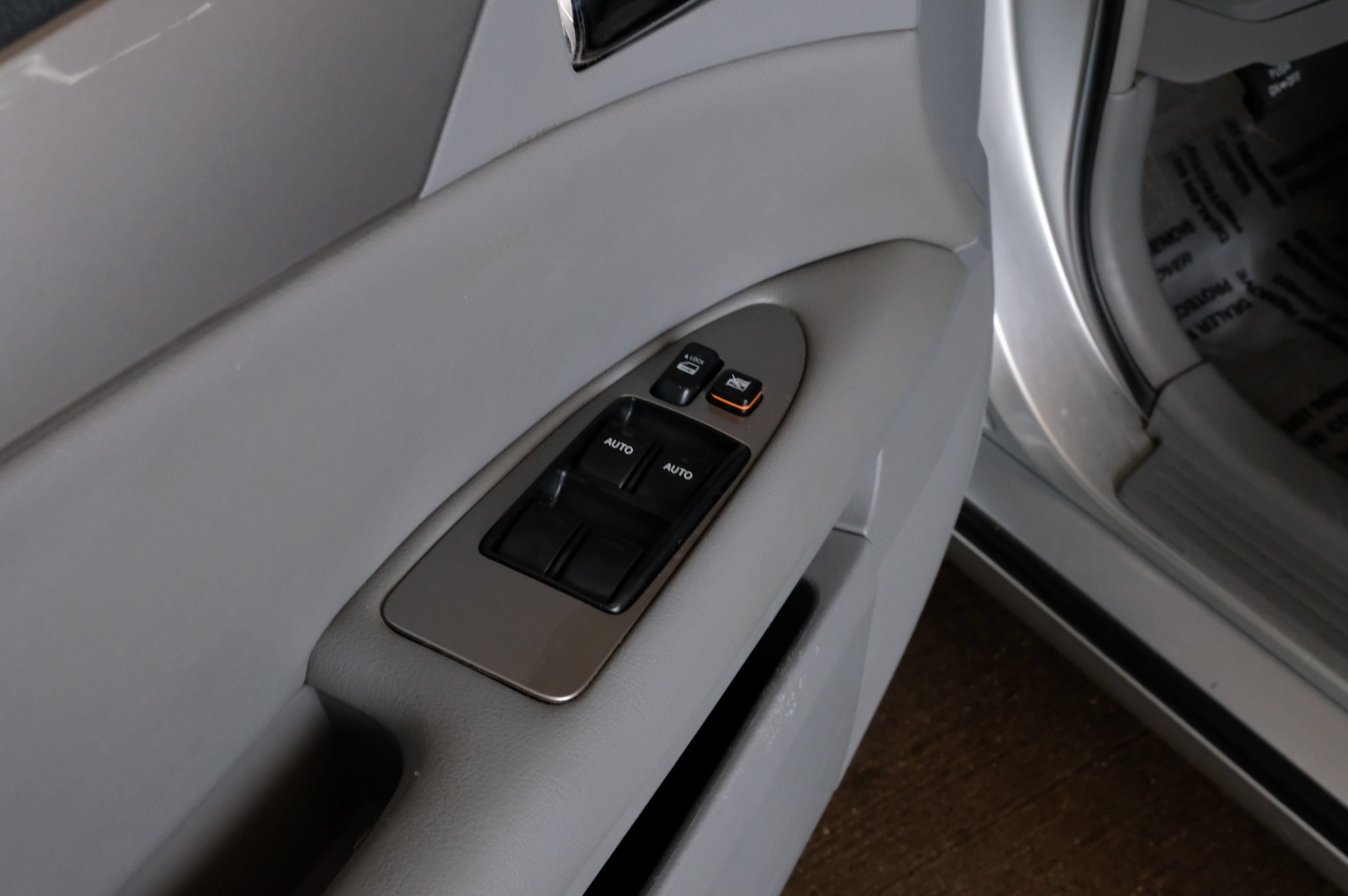 Used 2007 Toyota Avalon XL FWD image 35