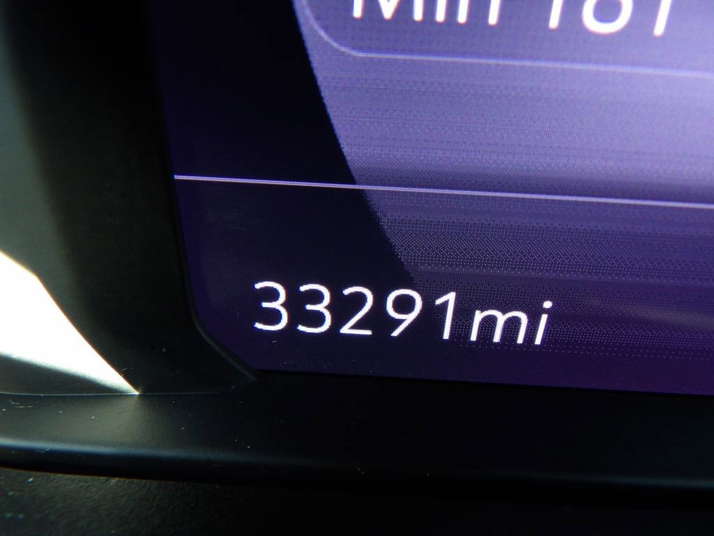 Used 2023 Chevrolet Bolt LT w/ Infotainment Package image 25