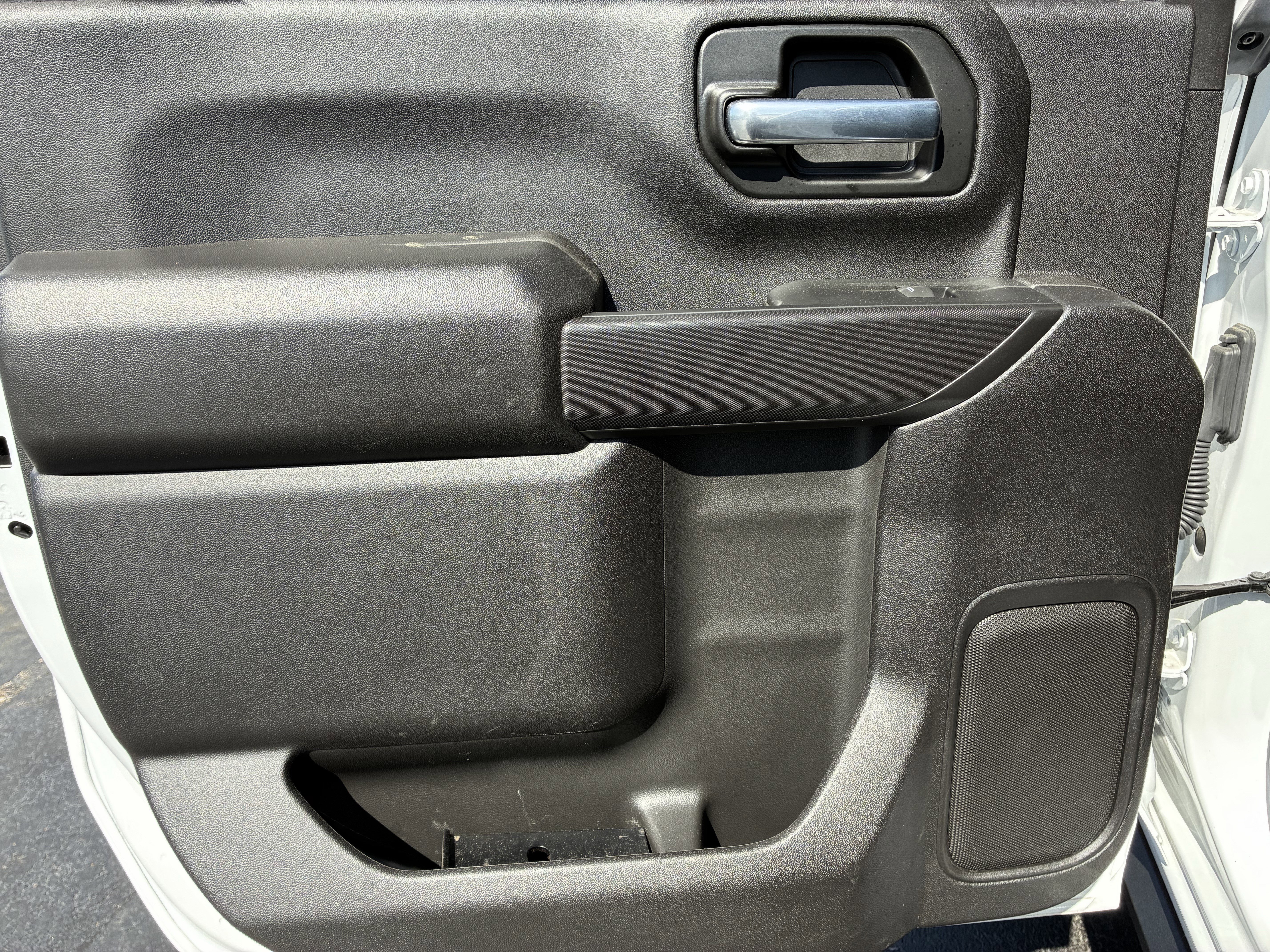 Used 2025 Chevrolet Silverado 2500 Custom AWD/4WD image 17