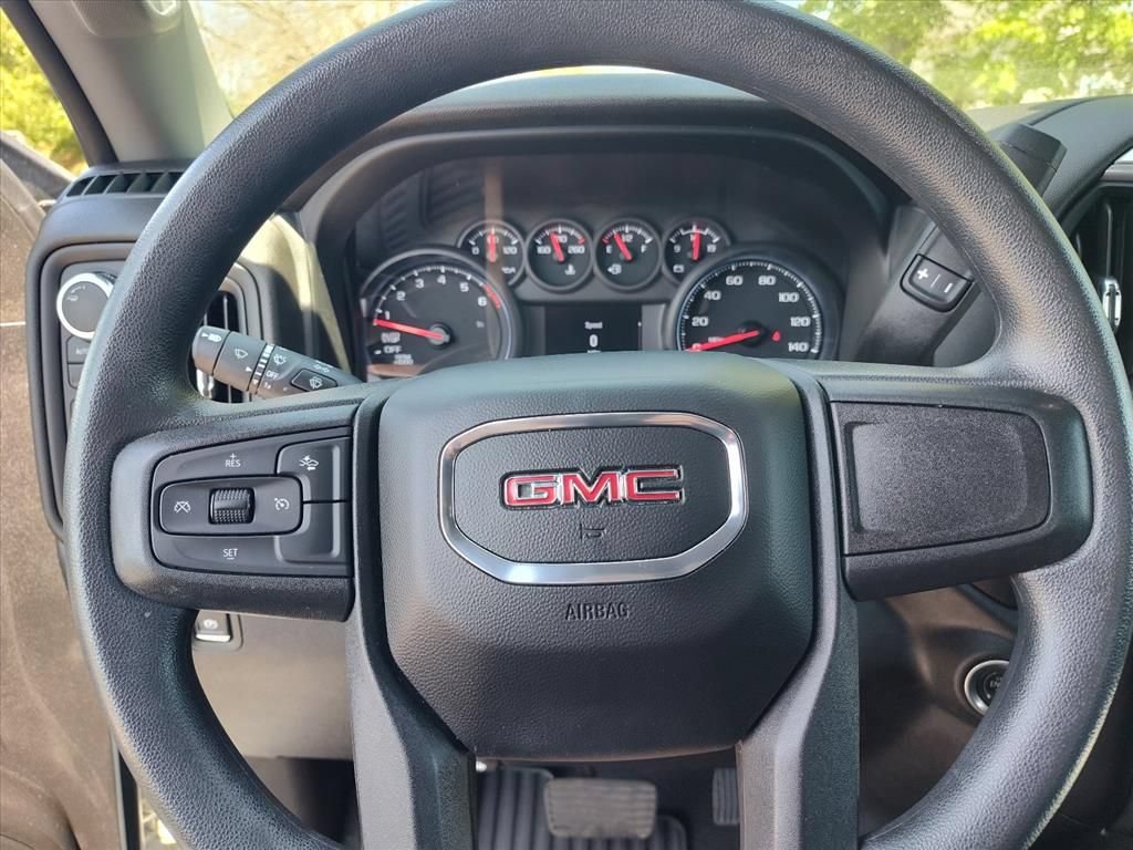 Used 2023 GMC Sierra 1500 Pro w/ Graphite Edition AWD/4WD image 17