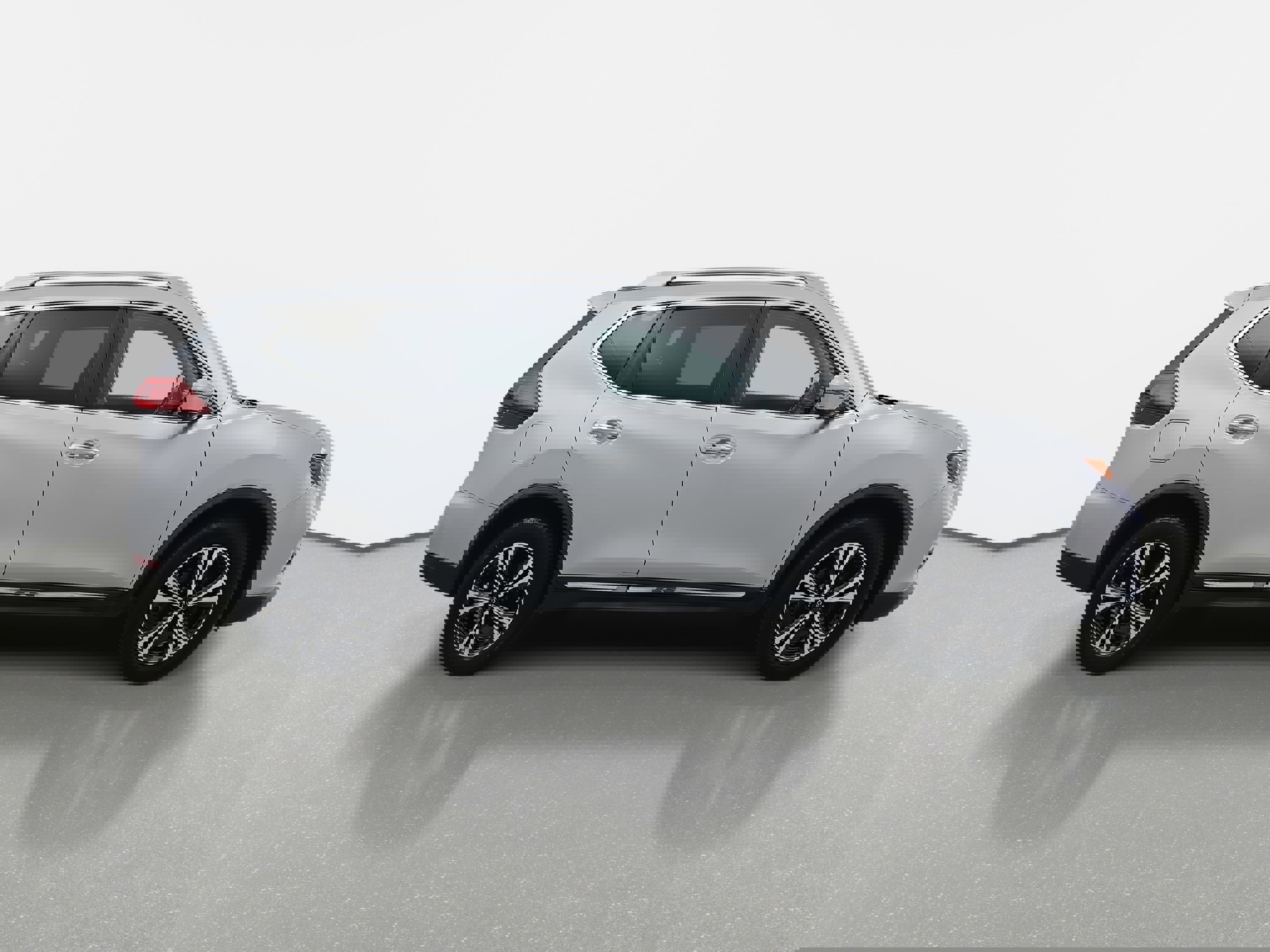 Used 2018 Nissan Rogue SL image 2