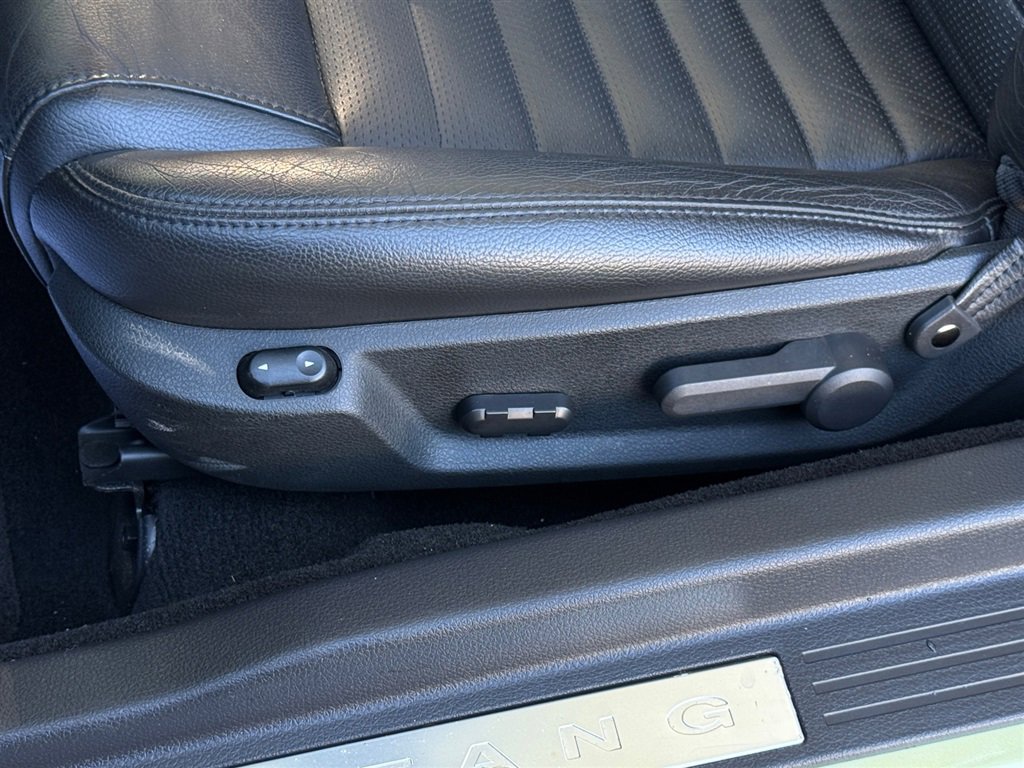 Used 2006 Ford Mustang GT RWD image 51