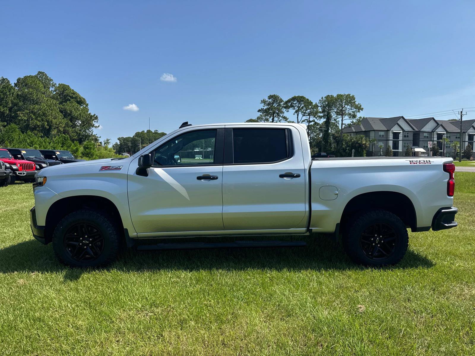Used 2019 Chevrolet Silverado 1500 LT Trail Boss AWD/4WD image 6