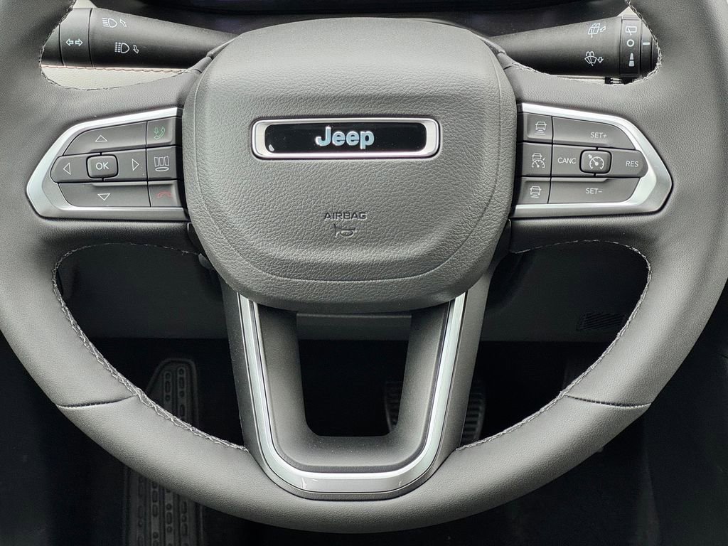 New 2026 Jeep Compass Limited w/ Sun, Sound & Navigation Group AWD/4WD image 19