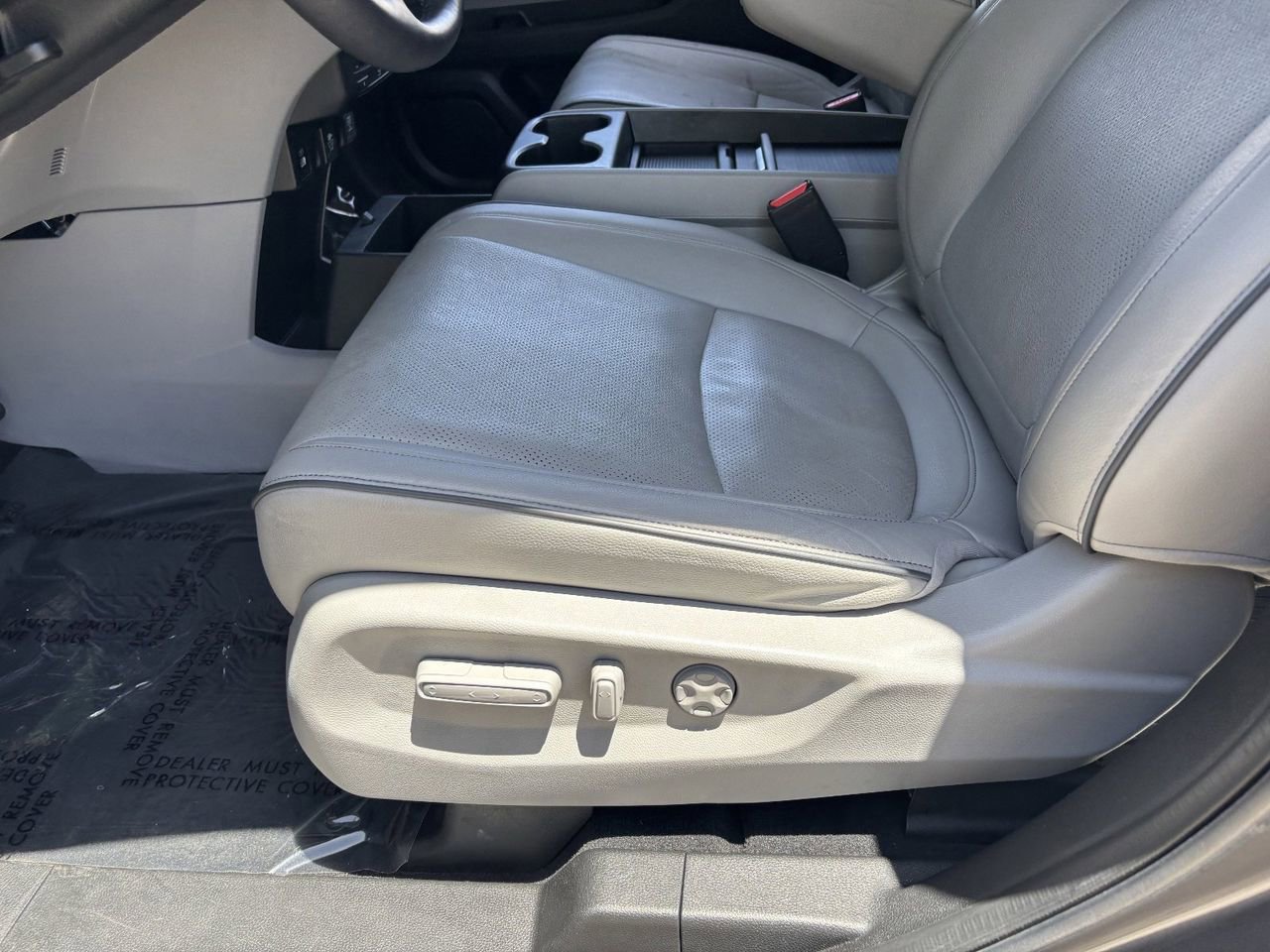 Used 2023 Honda Odyssey Elite image 18