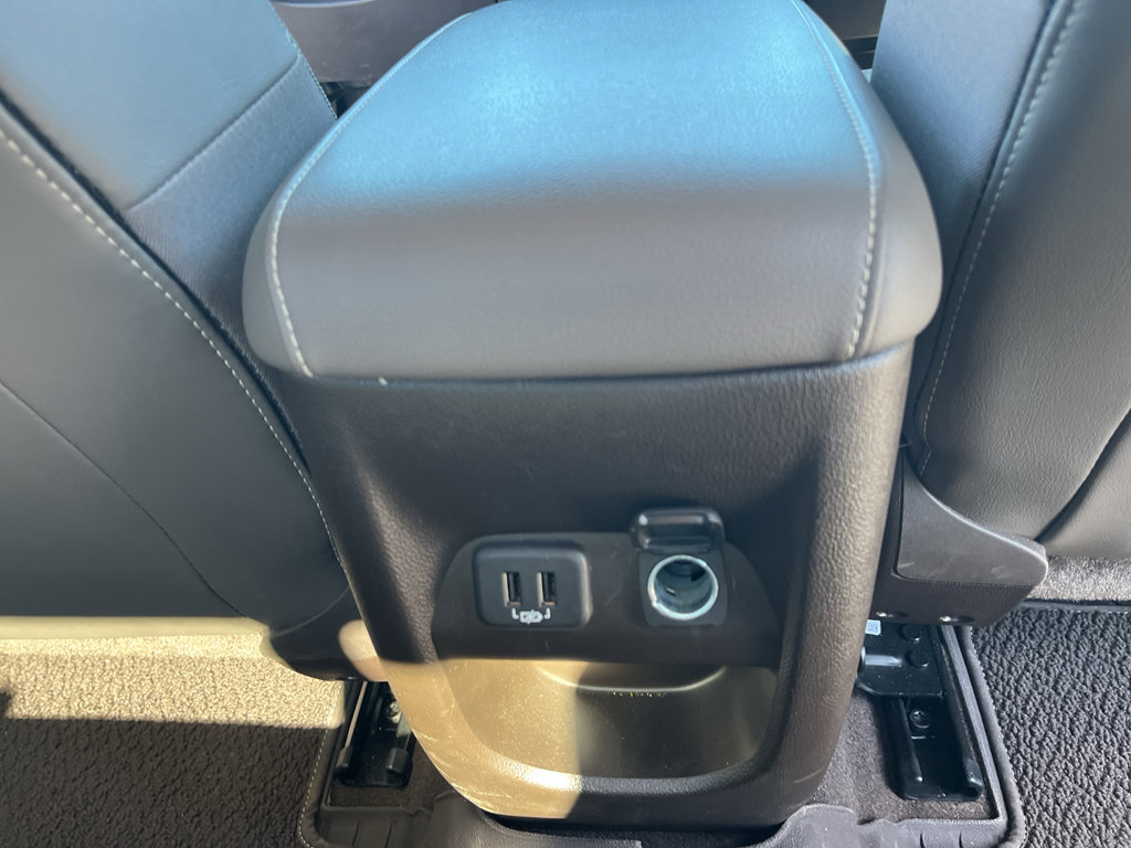 Used 2022 GMC Canyon Denali image 36