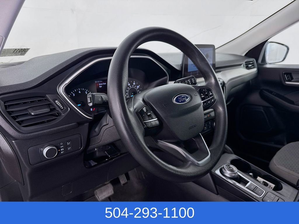 Used 2022 Ford Escape SE FWD image 11