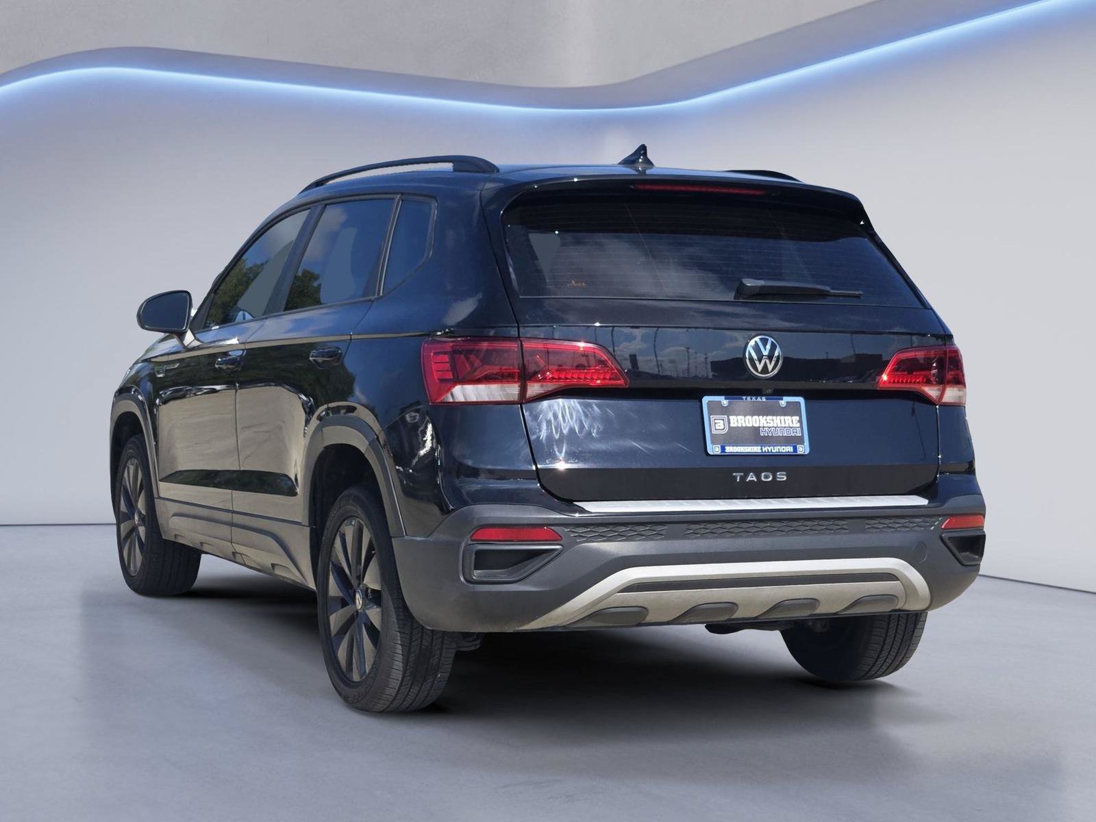 Used 2022 Volkswagen Taos S FWD image 8