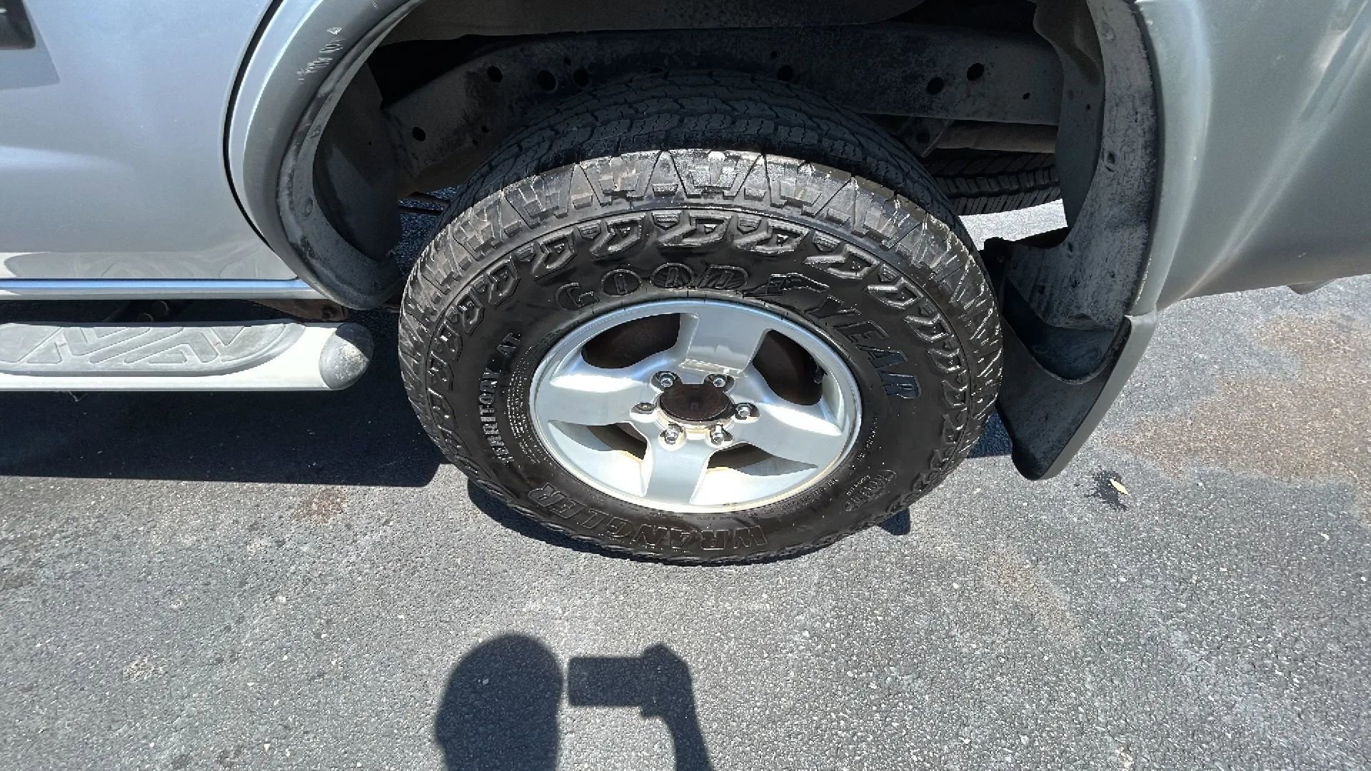 Used 2004 Nissan Xterra XE RWD image 35