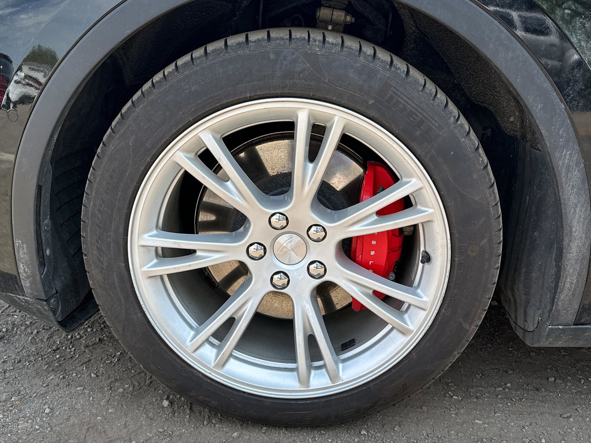 Used 2021 Tesla Model Y Performance image 3