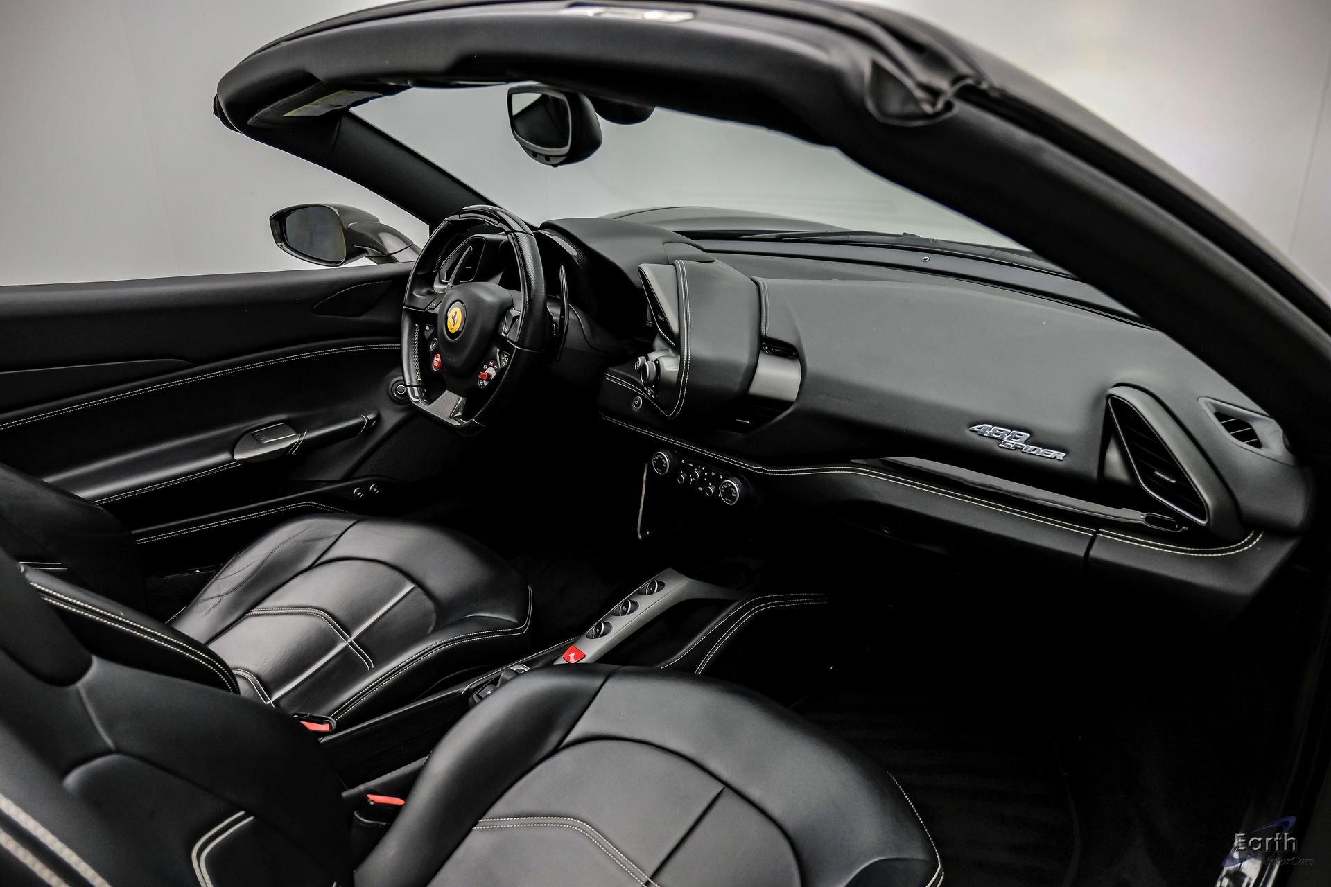 Used 2018 Ferrari 488 Spider RWD image 58