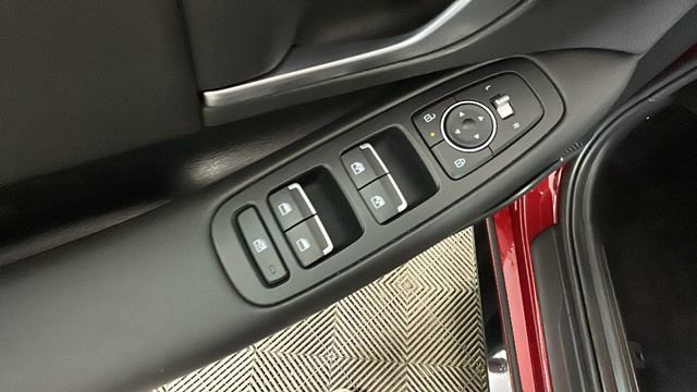 Used 2024 Hyundai Sonata SEL FWD image 11