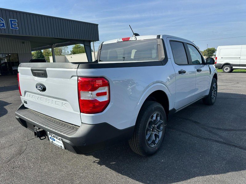 New 2025 Ford Maverick XLT w/ XLT Luxury Package image 3