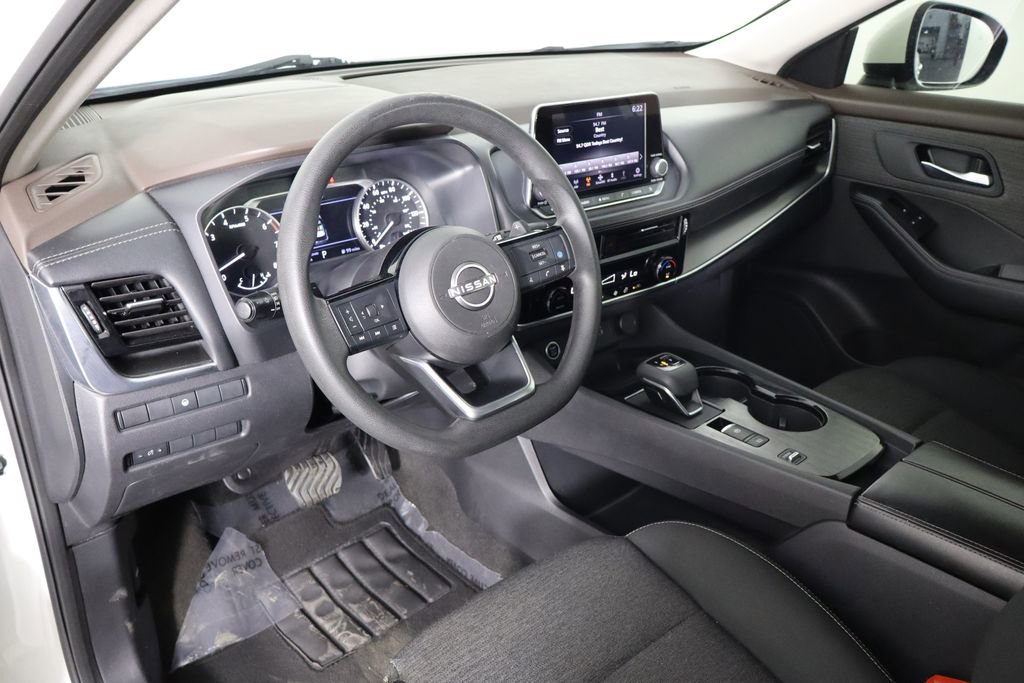 Used 2023 Nissan Rogue SV FWD image 23