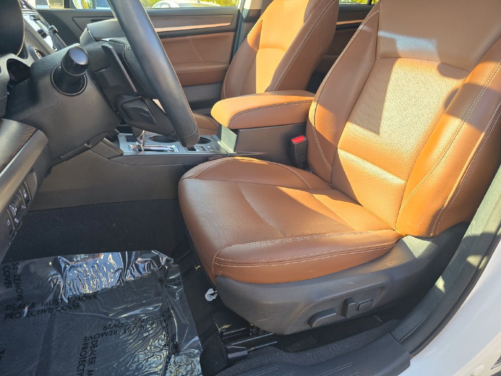 Used 2019 Subaru Outback 2.5i Touring w/ Popular Package #3A AWD/4WD image 36