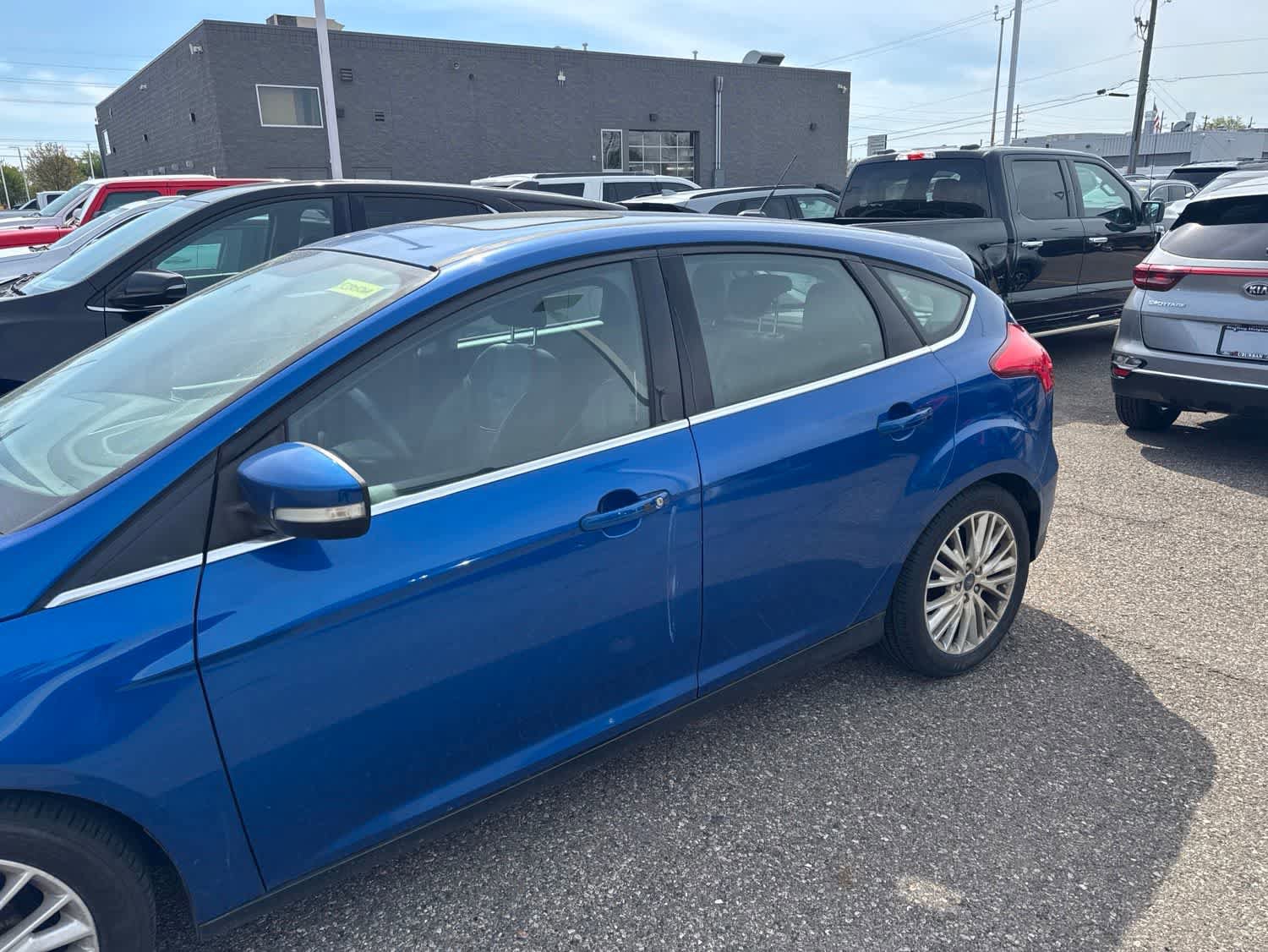 Used 2018 Ford Focus Titanium FWD image 24