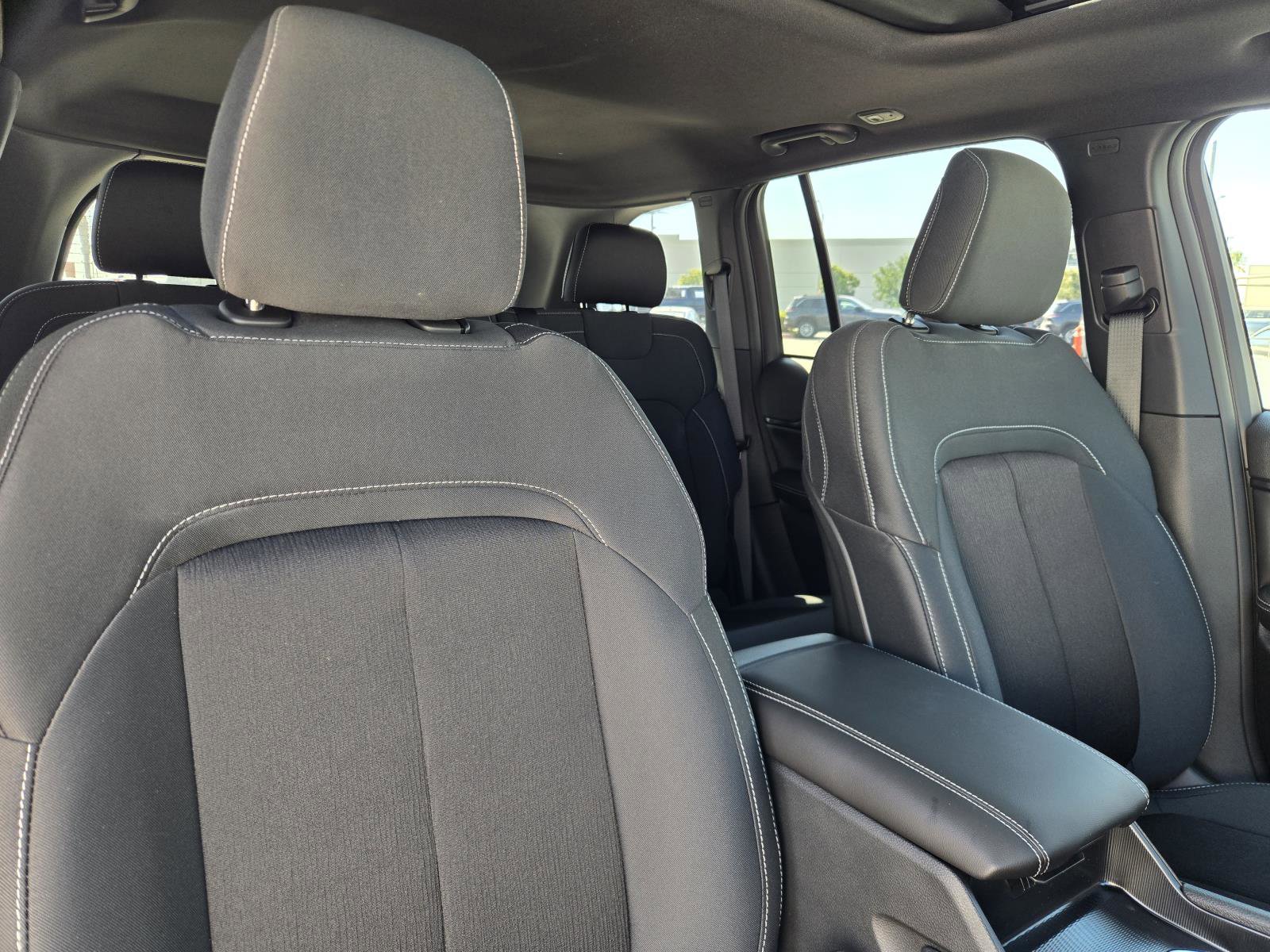 New 2026 Jeep Grand Cherokee Laredo X image 32