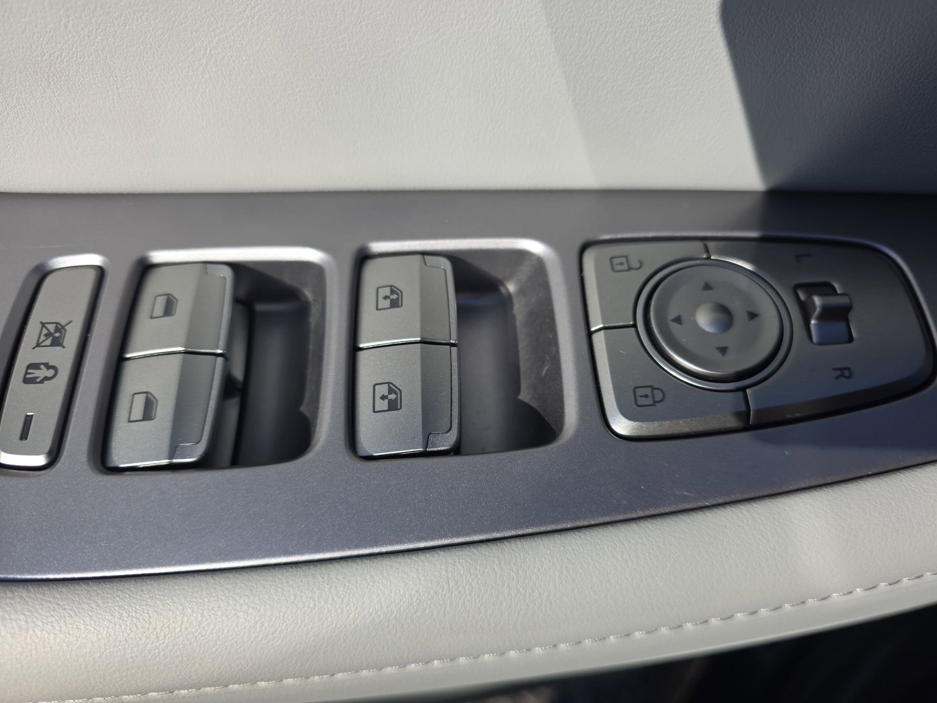 Used 2024 Hyundai Palisade SEL w/ Premium Package FWD image 27