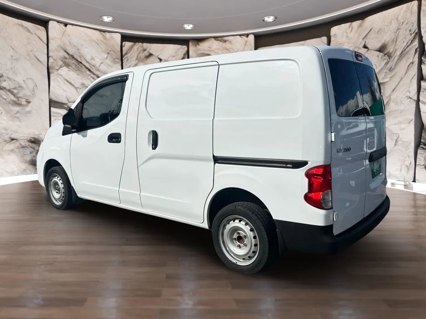 Used 2020 Nissan NV200 S w/ Sliding Glass Door Package image 8