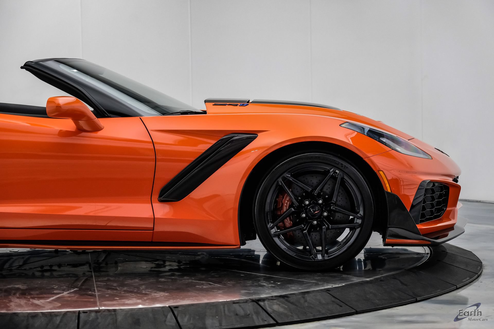 Used 2019 Chevrolet Corvette ZR1 RWD image 28