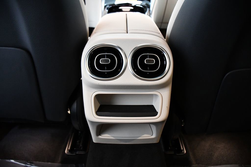 New 2026 Mercedes-Benz GLC 300 4MATIC image 17