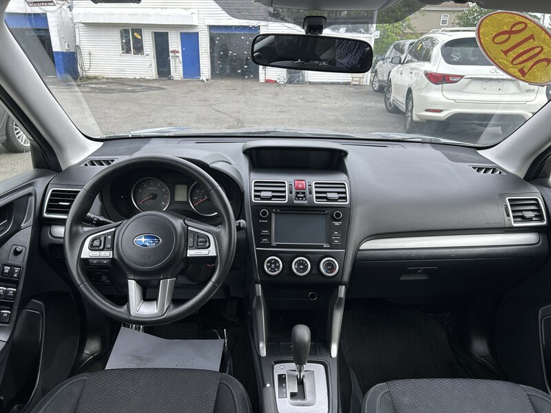 Used 2018 Subaru Forester 2.5i w/ Alloy Wheel Package AWD/4WD image 11