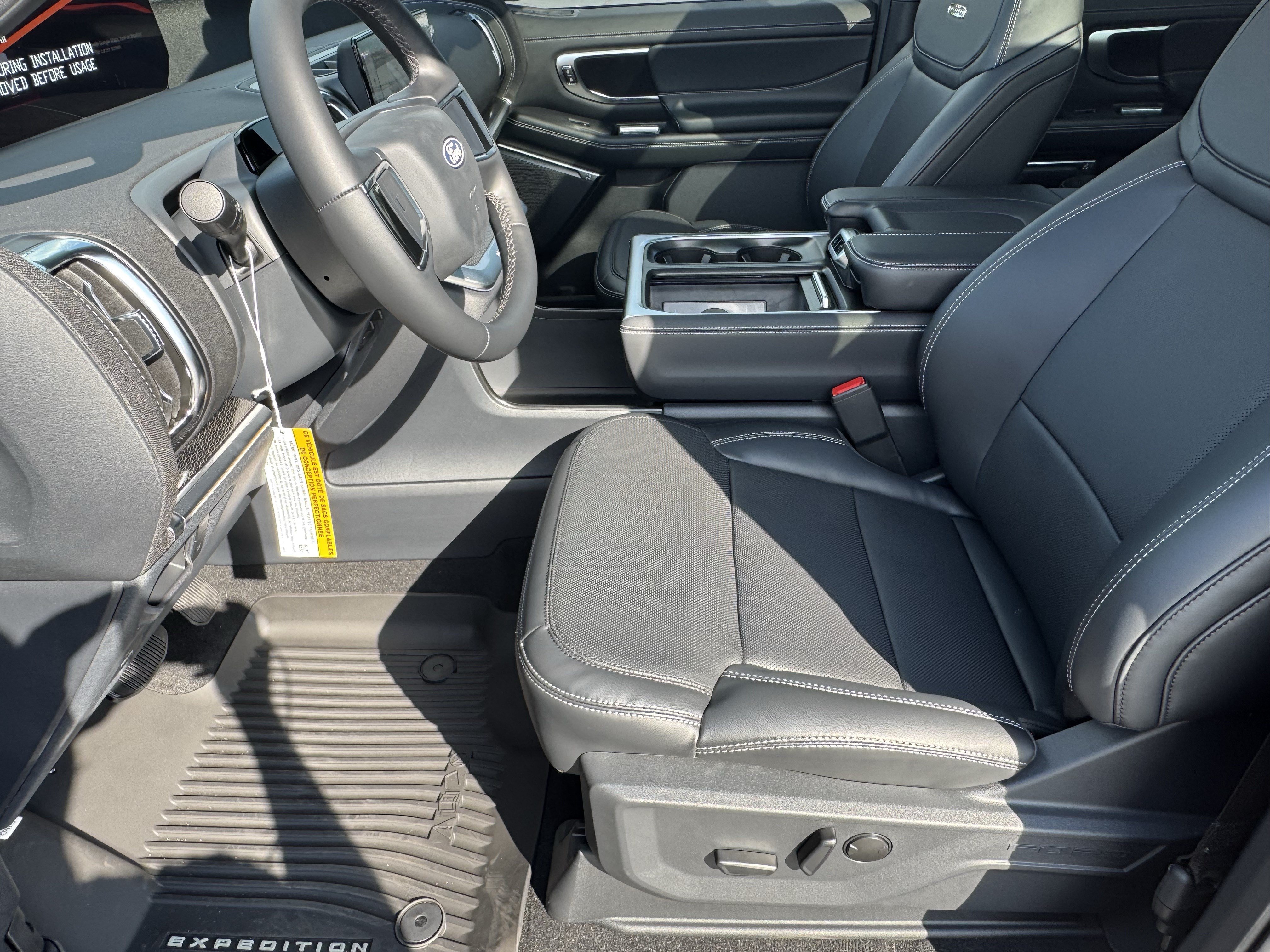 New 2027 Ford Expedition Max Platinum w/ Stealth Appearance Package RWD image 9