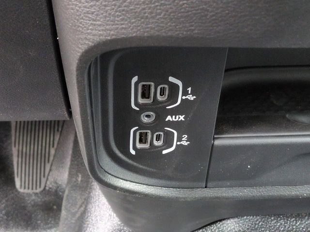 New 2026 RAM 4500 4x4 Crew Cab DRW image 16