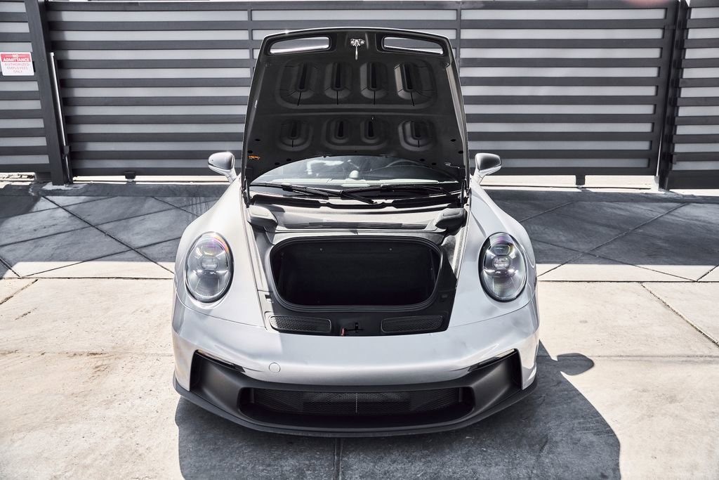 Used 2023 Porsche 911 GT3 RWD image 18