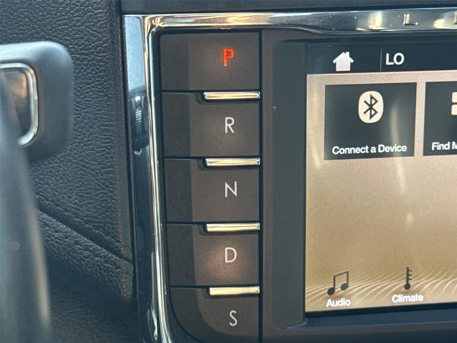 Used 2019 Lincoln Continental Select w/ Continental Climate Package AWD/4WD image 32