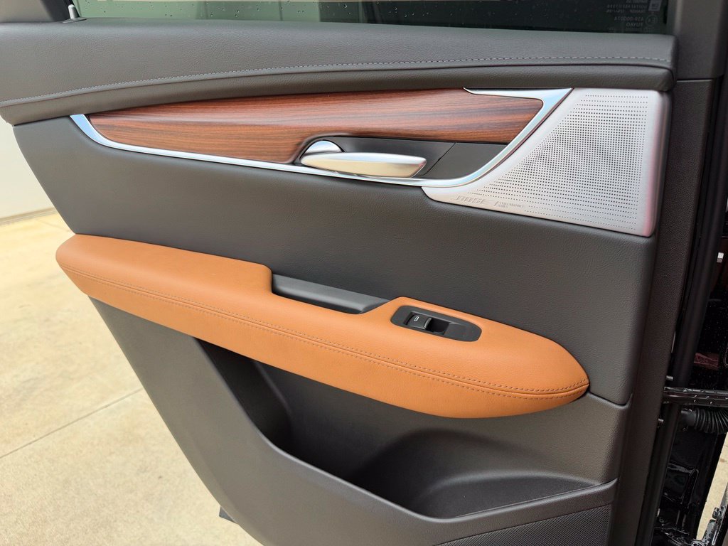New 2026 Cadillac XT5 Premium Luxury w/ Driver Assist Package FWD image 23