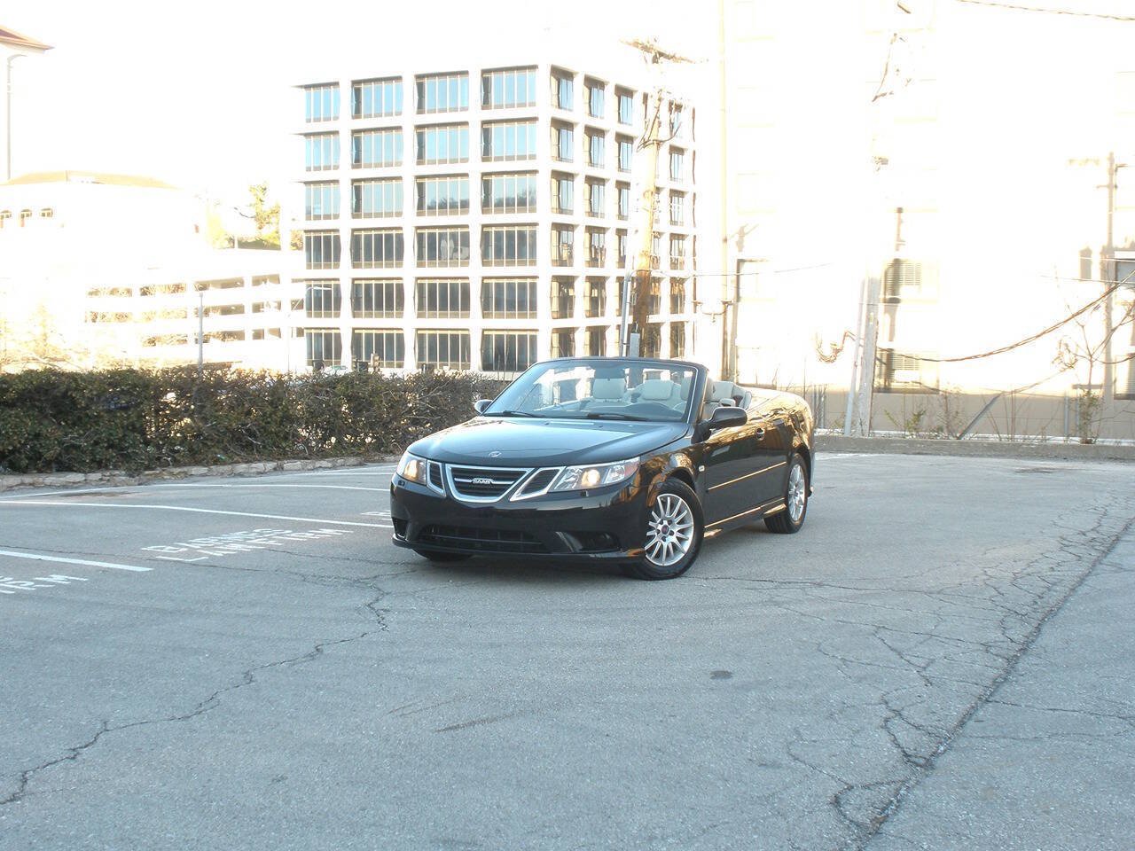 Used 2009 Saab 9-3 2.0T w/ Cold Weather Package FWD image 19