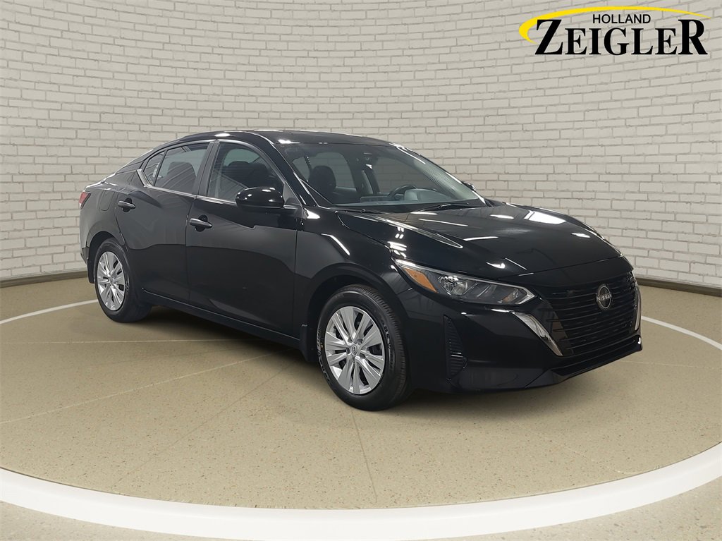 New 2025 Nissan Sentra S image 3