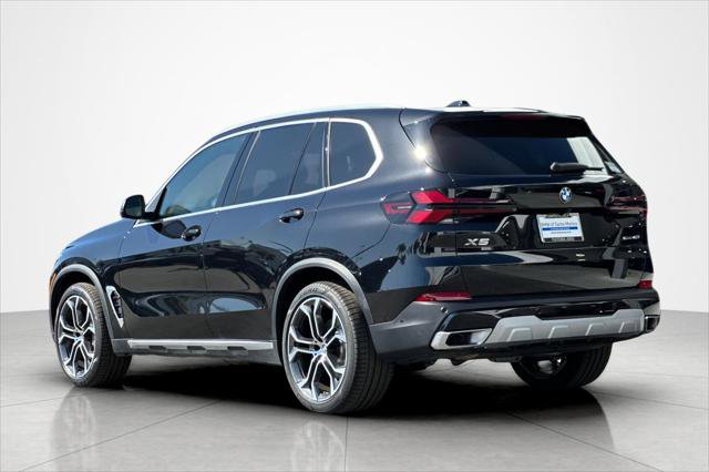 New 2026 BMW X5 xDrive40i w/ Climate Comfort Package AWD/4WD image 3