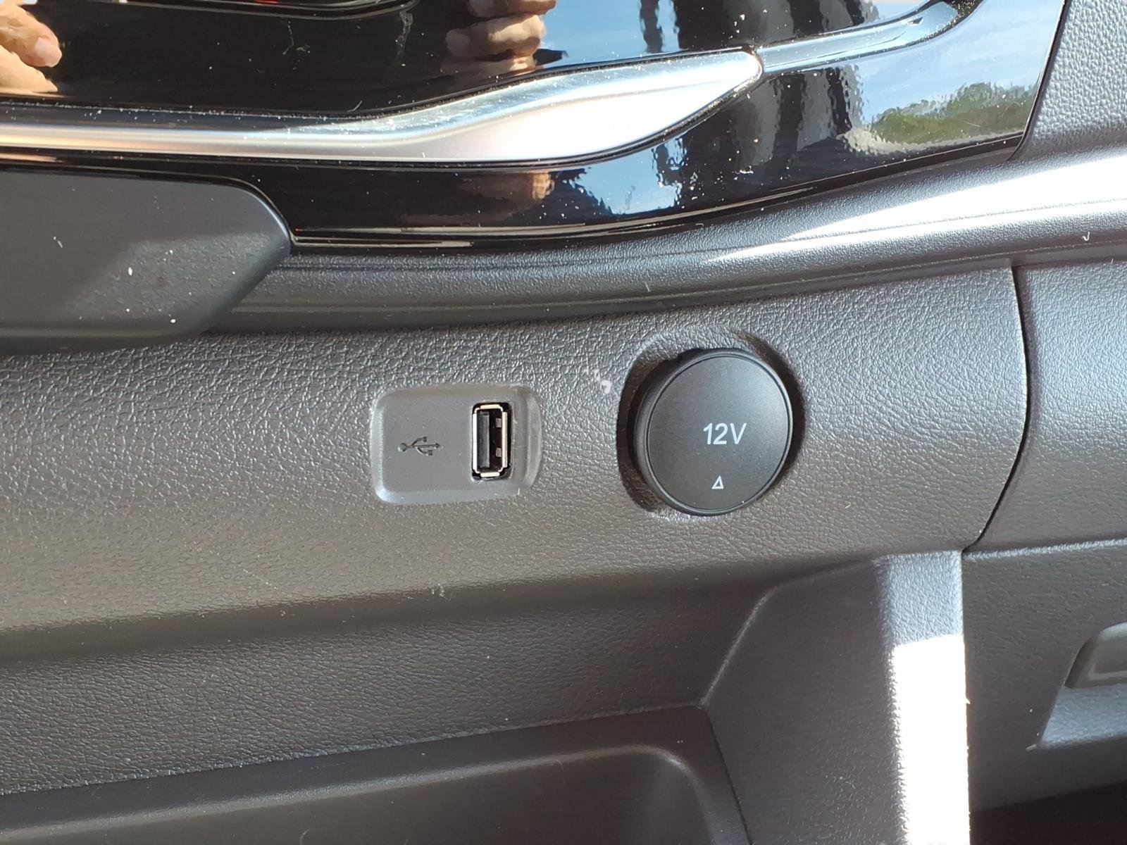 Used 2024 Ford Transit 350 XLT image 14