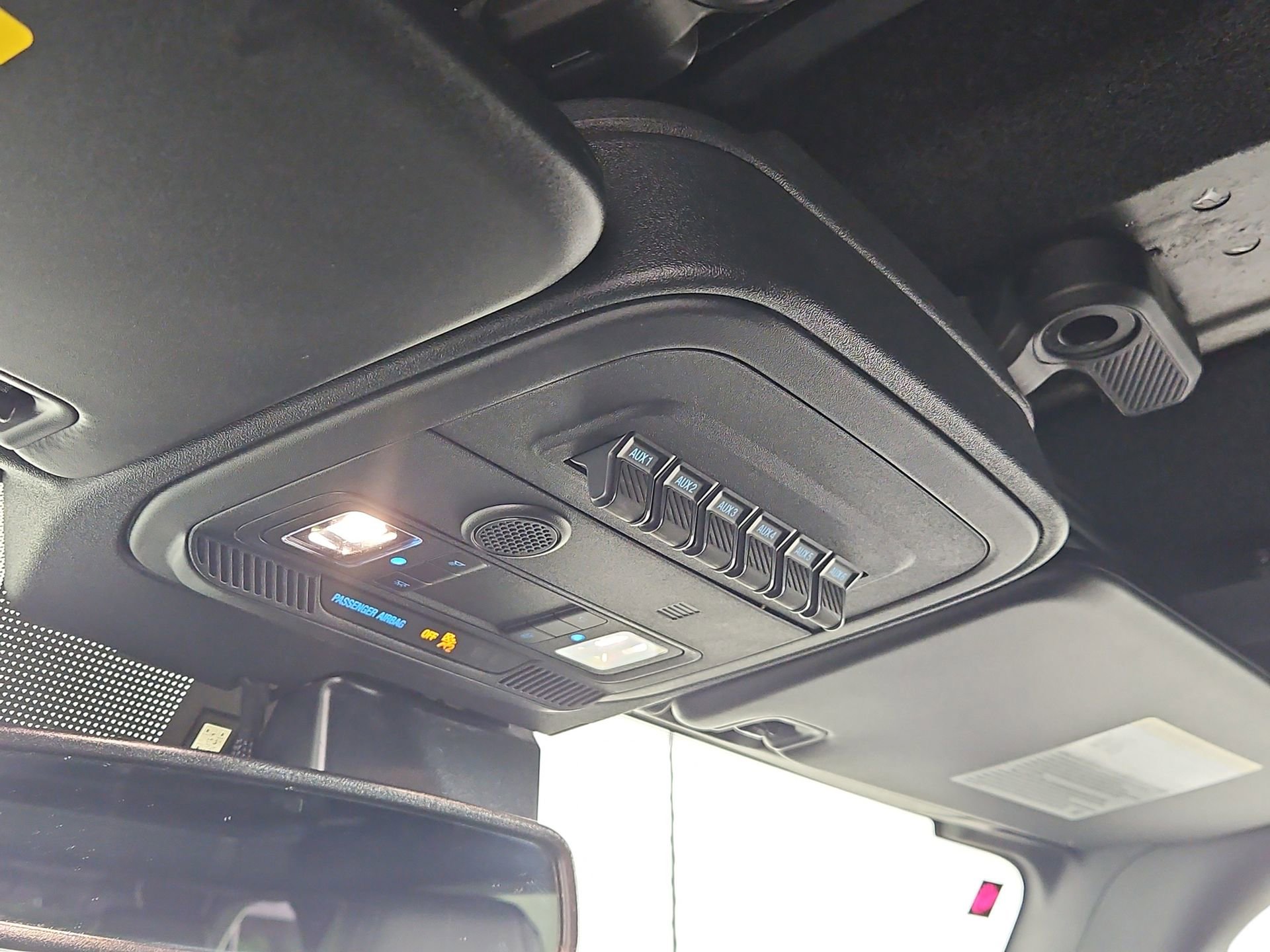 Used 2024 Ford Bronco Badlands image 33