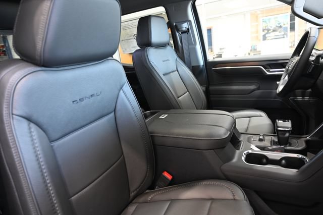 New 2026 GMC Sierra 1500 Denali AWD/4WD image 21